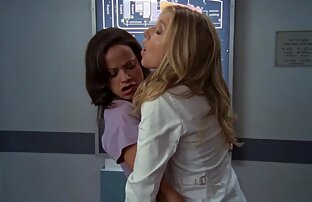 XXX یک دکتر نگران مرتب سه نفری عکس های سکسی شهوانی