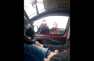 XXX یک دختر از Buryatia داد و معشوق فيلمهاي سكسي شهواني را در آشپزخانه