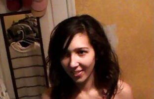 XXX مرد با مادر خود را با نونوجوانان کانال سکسی تلگرام شهوانی کوچک روشن روی تخت