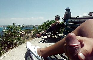 XXX دختر fucks در جوجه کانال تلگرام سکسی شهوانی در کت و شلوار لاتکس و تهوع در دهان