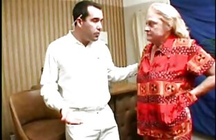 XXX بلوند دوربین را نمی بیند داستان های سکسی و شهوانی